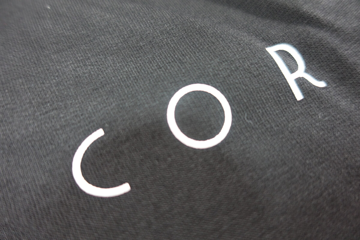 【 パンツ 】COR Performance Joggers-logo