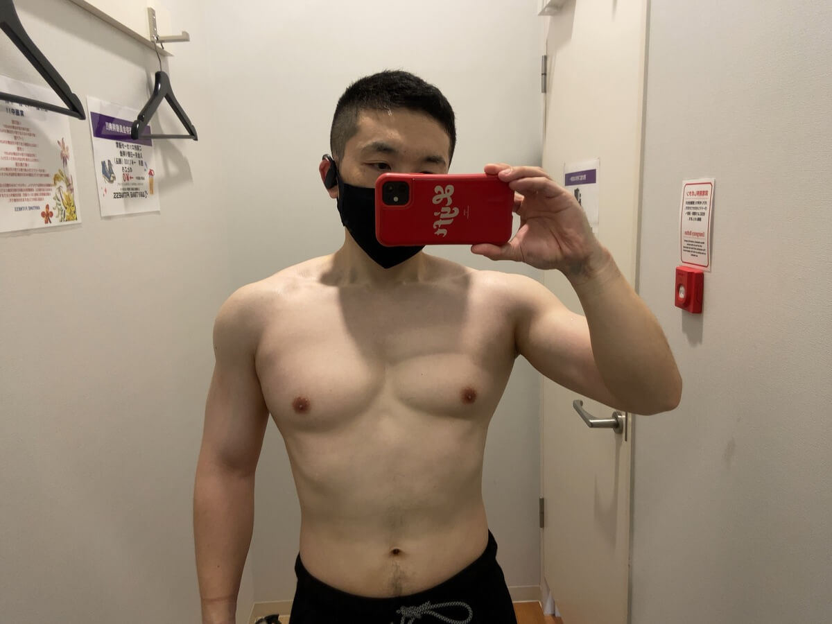 HIITダイエット2週目の体型写真正面