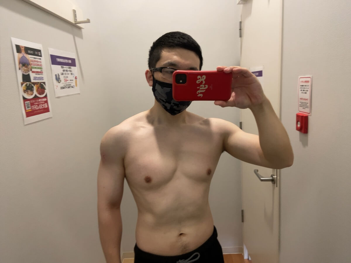 HIITダイエット10週目の体型写真正面