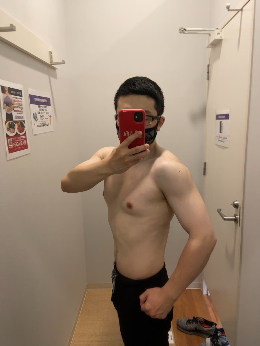 HIITダイエット10週目の体型写真側面
