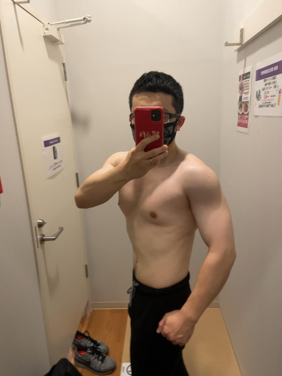 HIITダイエット9週目の体型写真側面