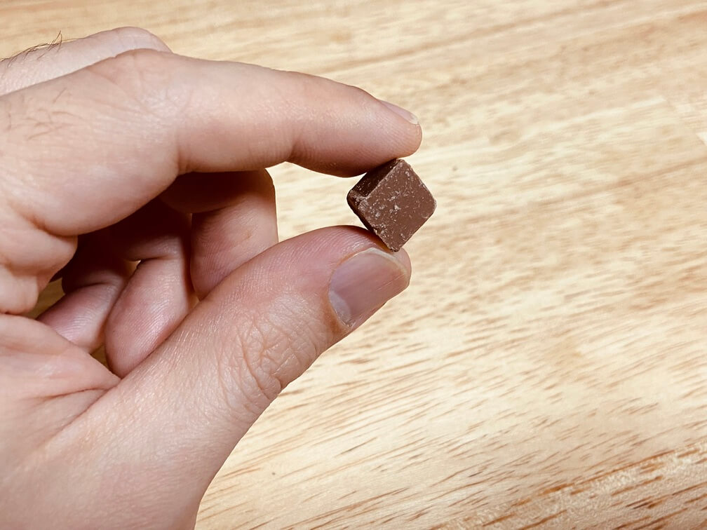 【ドクターズチョコレート】1粒のサイズ感